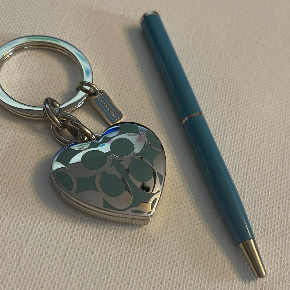Coach Teal Signature Heart Keychain - Picture 2 of 9